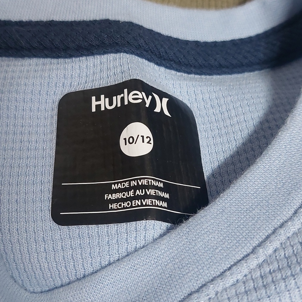 Hurley Boy's Henley & Crew Neck Shirts 4 Pcs - Blue, Light Blue, Olive,  Camo - Picture 5 of 9